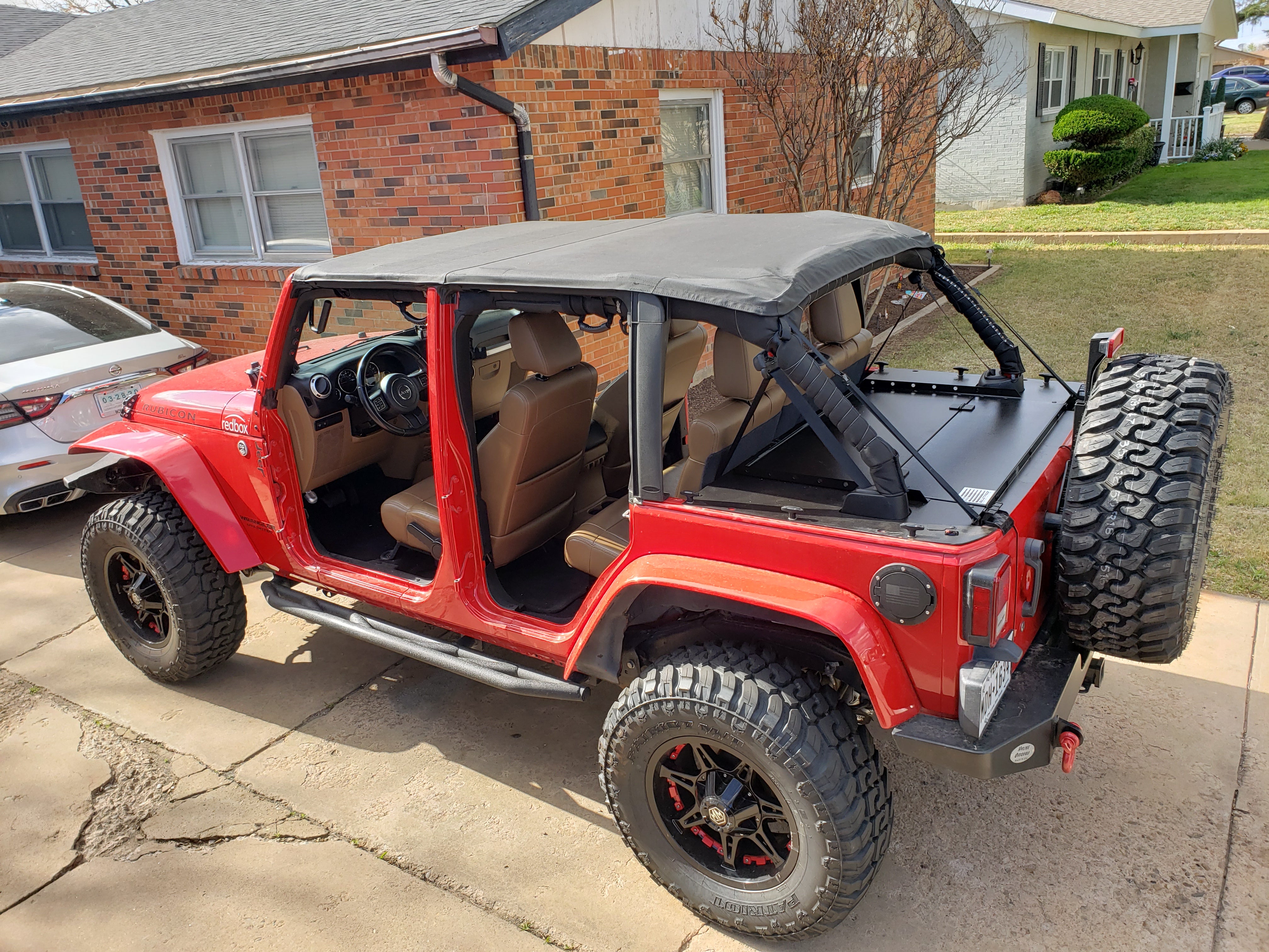 4 Door Jeep Wrangler JKU Cargo Security Enclosure System