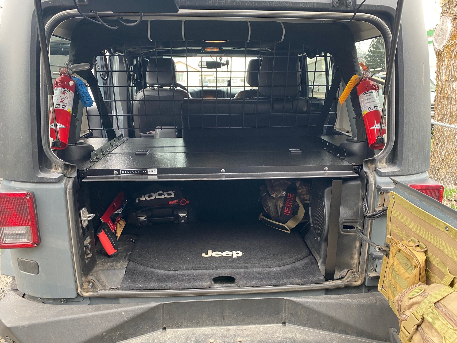 4 Door Jeep Wrangler JKU Cargo Security Enclosure System – Diabolical Inc
